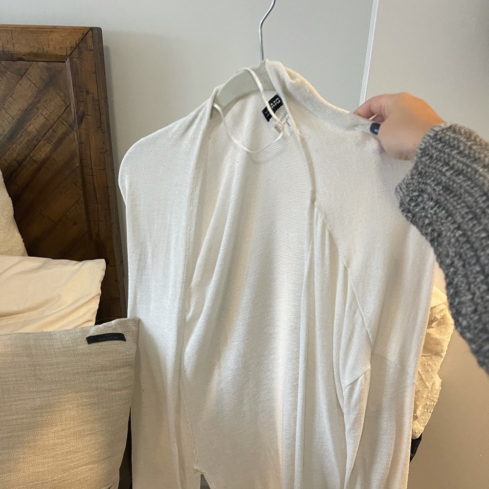 H&M ling sleeve cardigan
